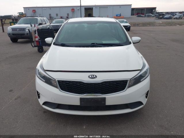 3KPFK4A7XJE277416 KIA FORTE LX