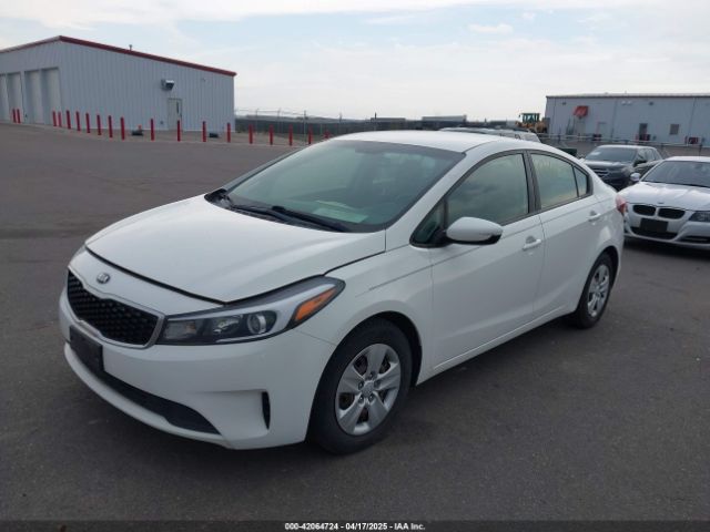 3KPFK4A7XJE277416 KIA FORTE LX