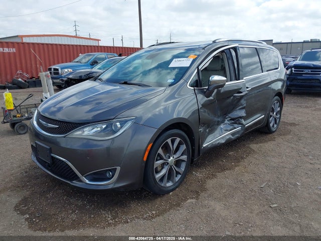 2C4RC1GG1JR105869 Chrysler Pacifica Limited