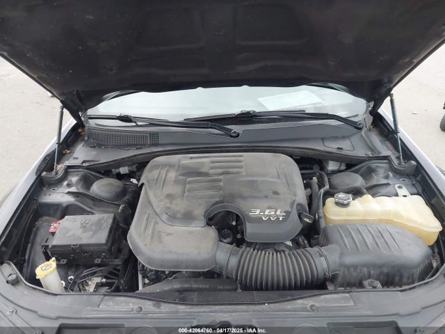 Chrysler 2016 2016 2C3CCABG6GH348884 Image 10