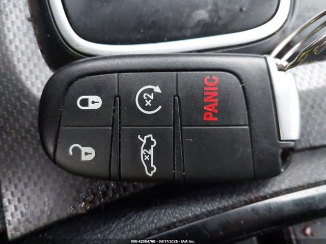 Chrysler 2016 2016 2C3CCABG6GH348884 Image 11