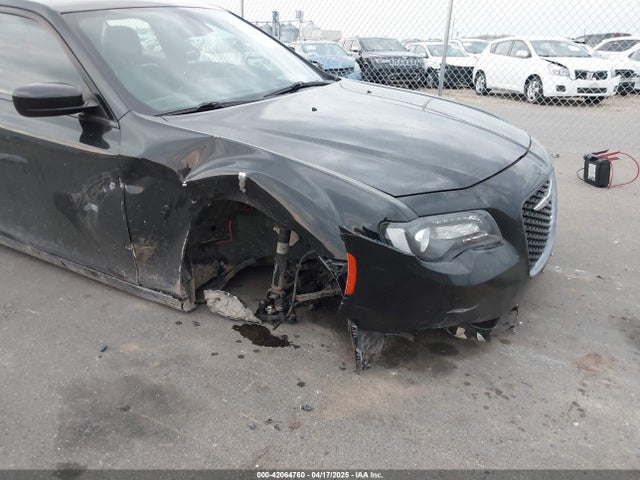 Chrysler 2016 2016 2C3CCABG6GH348884 Image 6