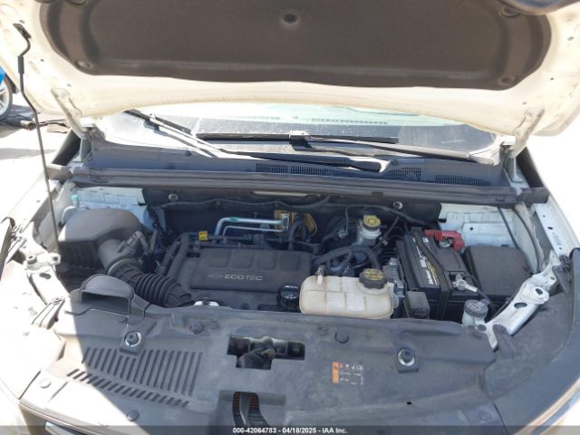 KL7CJKSB7JB722864 Chevrolet TRAX LS