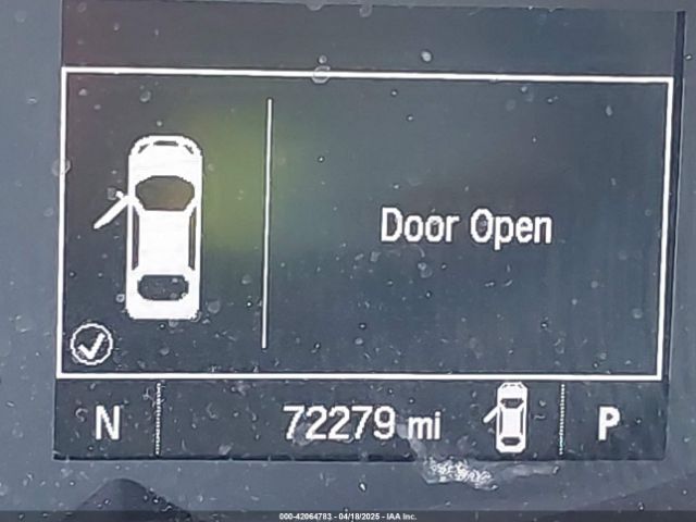 KL7CJKSB7JB722864 Chevrolet TRAX LS