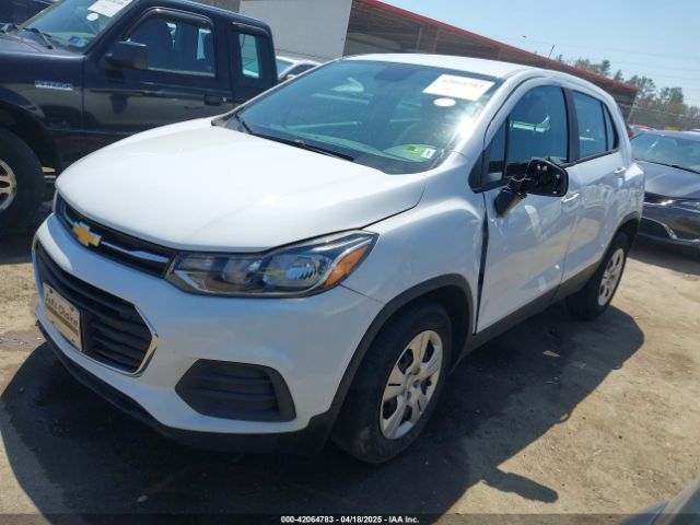 KL7CJKSB7JB722864 Chevrolet TRAX LS