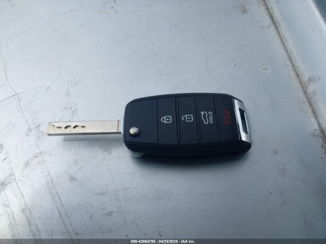 KNAGT4L39G5071100 KIA Optima Lx