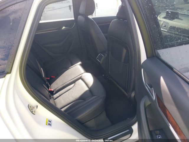 WA1JCCFS8JR007761 Audi Q3 2.0t Premium/2.0t Sport Premium