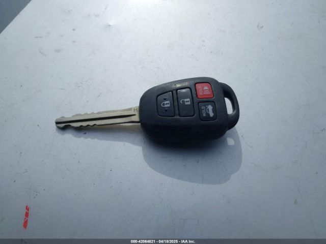 4T1BF1FK9GU130170 Toyota CAMRY SE