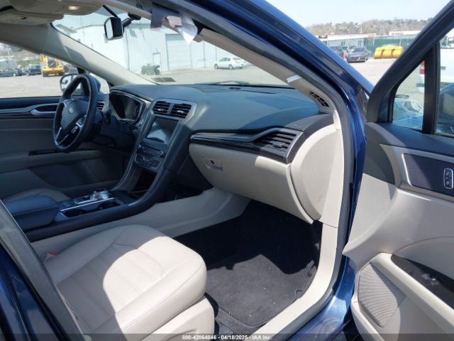 3FA6P0HD9JR228650 Ford FUSION SE