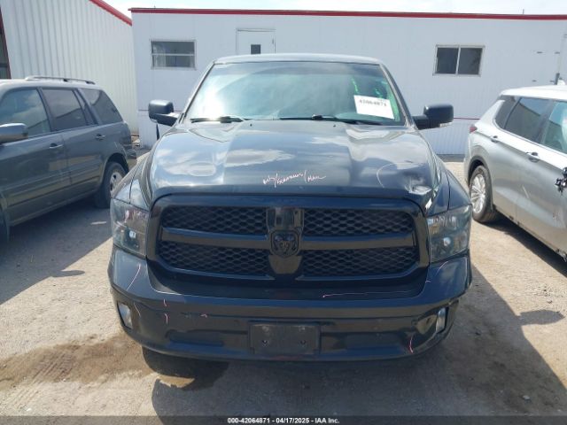 1C6RR7LT9JS220245 RAM 1500 Big Horn  4x4 5'7 Box