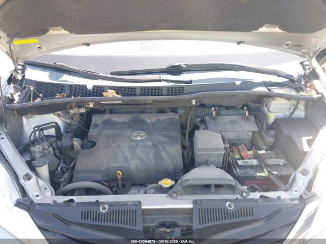 2012 TOYOTA SIENNA 5TDKK3DC7CS247137 Photo 9