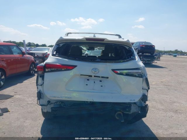 5TDHZRAH7MS039396 Toyota Highlander Xle