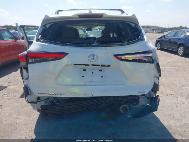 5TDHZRAH7MS039396 Toyota Highlander Xle