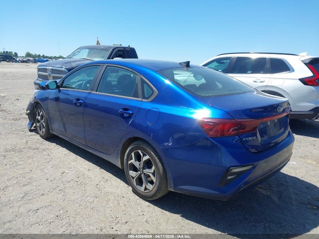 3KPF24AD0KE031580 KIA Forte Lxs