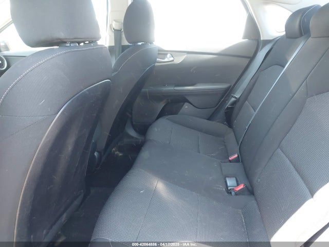 3KPF24AD0KE031580 KIA Forte Lxs