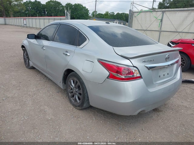Nissan 2015 2015 1N4AL3AP2FN344164 Image 3
