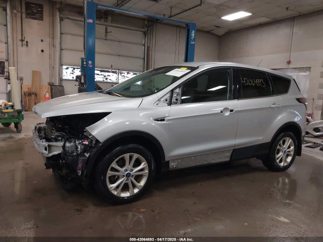 1FMCU9G94HUE11492 Ford ESCAPE SE