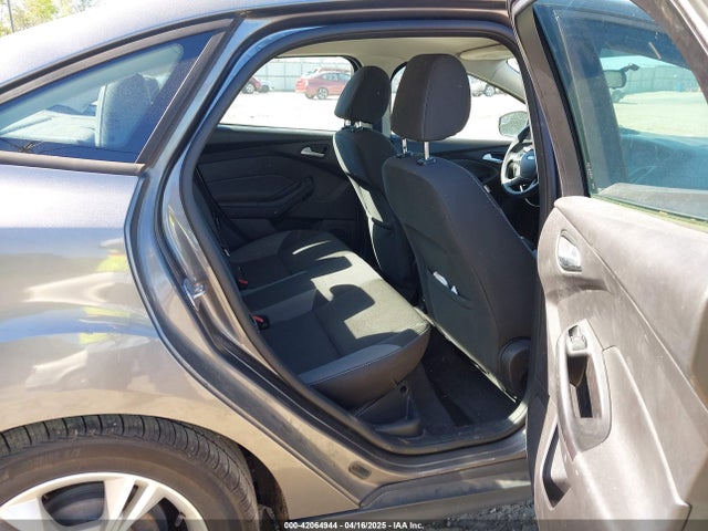 1FADP3F23EL109006 Ford FOCUS SE