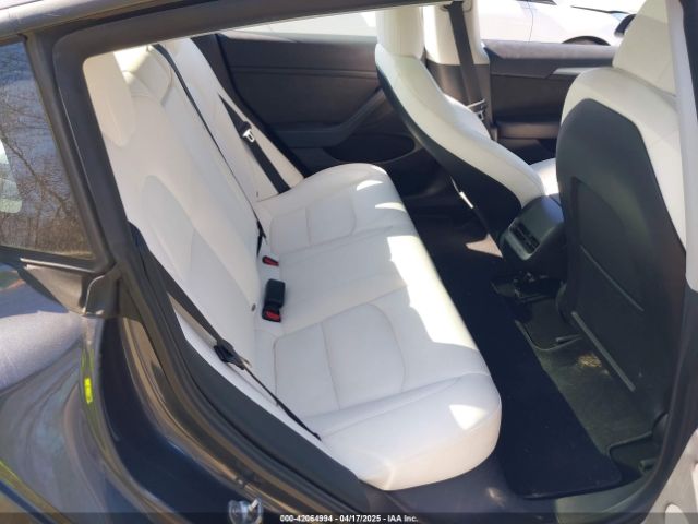 5YJ3E1EB7MF981272 Tesla 2021