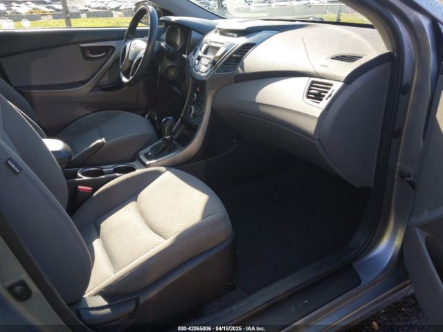 5NPDH4AE7FH558578 Hyundai ELANTRA SE