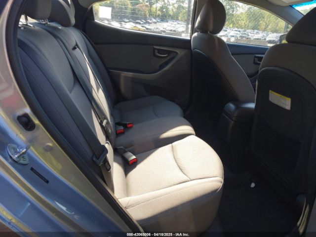 5NPDH4AE7FH558578 Hyundai ELANTRA SE