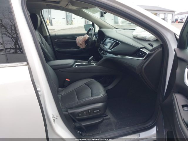 5GAEVCKW9LJ148318 Buick Enclave Awd Avenir