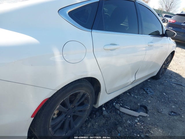 Chrysler 2016 2016 1C3CCCAB9GN133041 Image 17