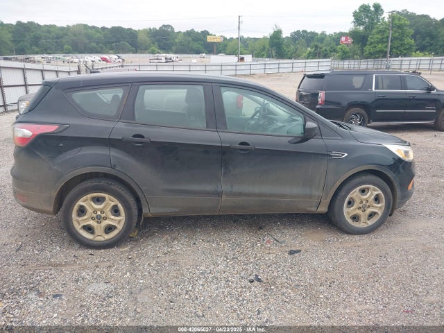 1FMCU0F79HUA99018 Ford ESCAPE S