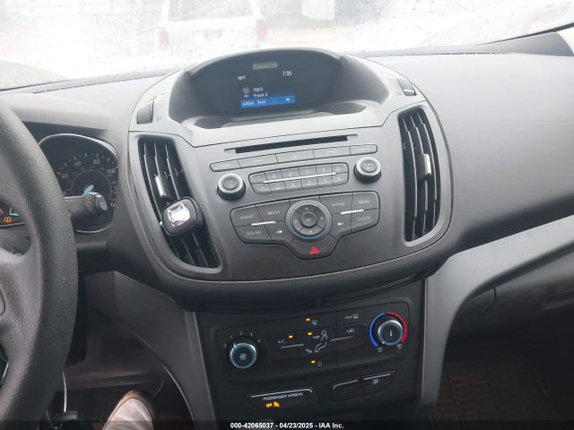 1FMCU0F79HUA99018 Ford ESCAPE S
