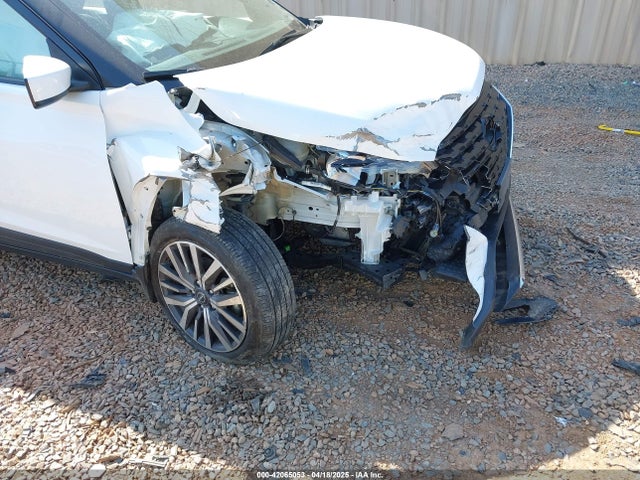 3N1CP5CV3NL523376 Nissan Kicks Sv Xtronic Cvt