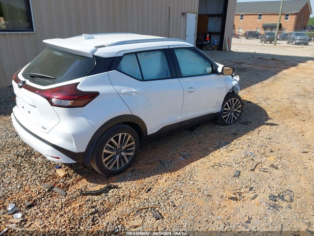 3N1CP5CV3NL523376 Nissan Kicks Sv Xtronic Cvt