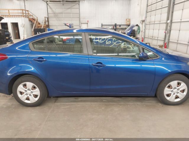 3KPFL4A73JE189823 KIA FORTE LX