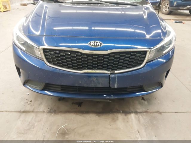 3KPFL4A73JE189823 KIA FORTE LX