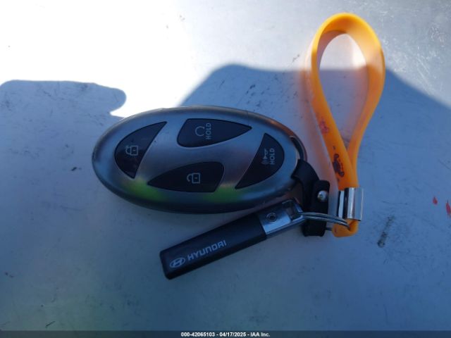 KMHLM4DG9RU707017 Hyundai ELANTRA SEL