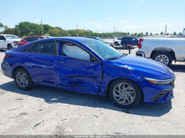 KMHLM4DG9RU707017 Hyundai ELANTRA SEL