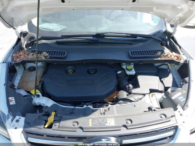 1FMCU9J95GUC52053 Ford Escape Titanium