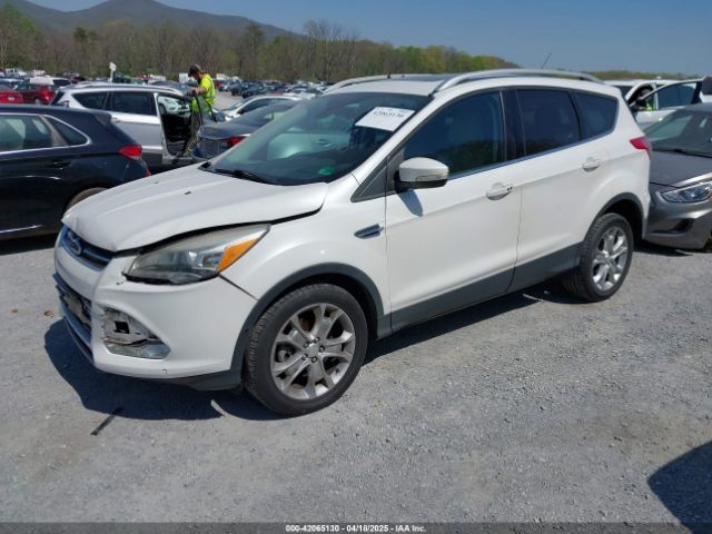 1FMCU9J95GUC52053 Ford Escape Titanium