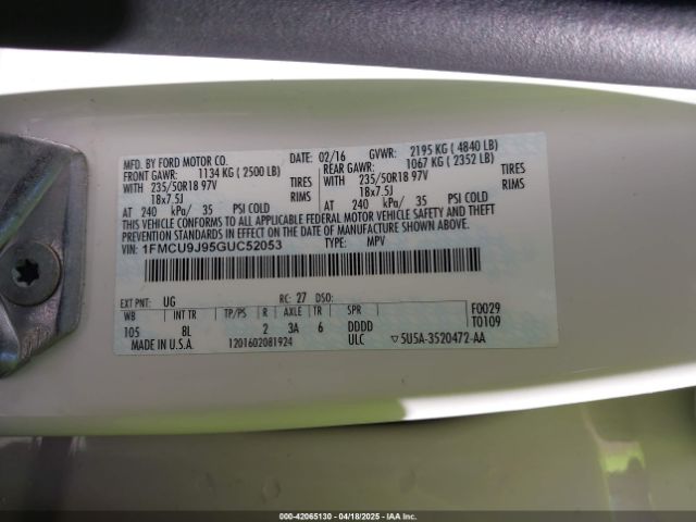 1FMCU9J95GUC52053 Ford Escape Titanium