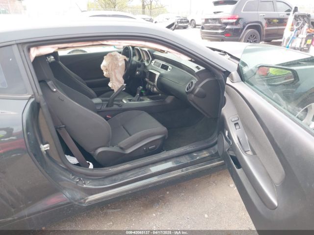 2G1FC1E3XF9209957 Chevrolet Camaro 1lt
