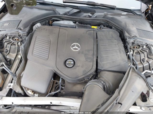 W1KAF4HB1NR063875 Mercedes-Benz C 300 4matic