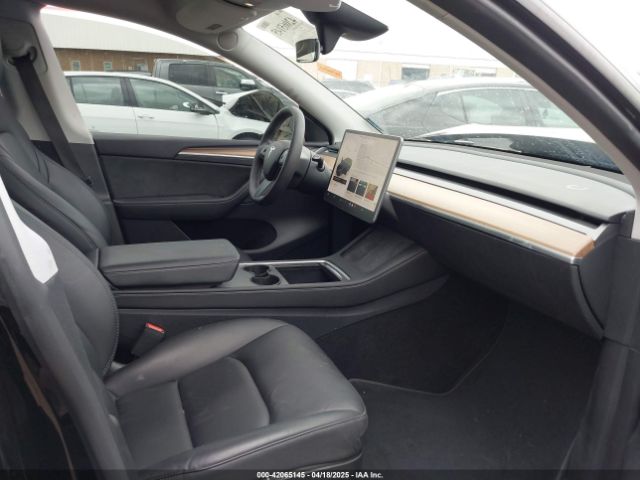 2023 TESLA MODEL Y 7SAYGDEE3PF805175 Photo 4