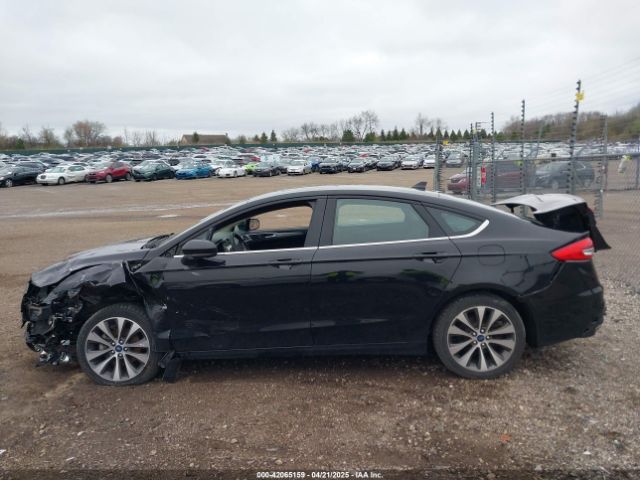 3FA6P0T98KR261076 Ford FUSION SE