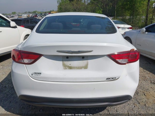 Chrysler 200 LX 2015 1C3CCCFB1FN550791 Image 16