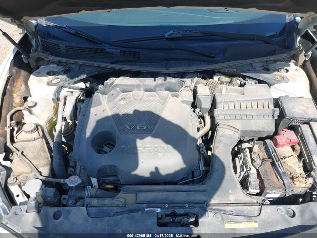 1N4AA6AP0GC379421 Nissan Maxima 3.5 Sl