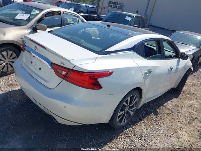 1N4AA6AP0GC379421 Nissan Maxima 3.5 Sl