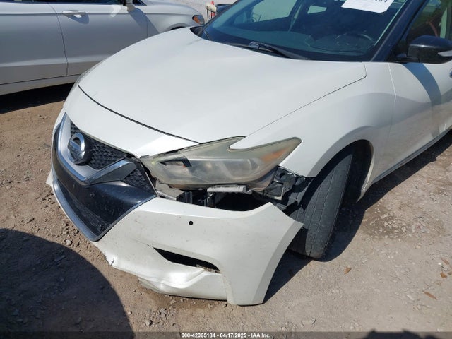 1N4AA6AP0GC379421 Nissan Maxima 3.5 Sl