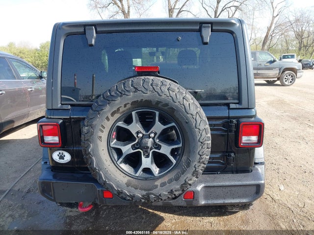 1C4HJXCG9JW193703 Jeep Wrangler Rubicon 4x4