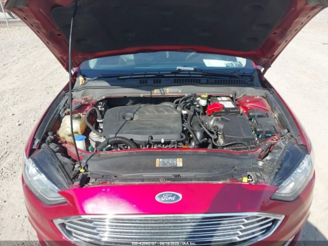 3FA6P0HD6HR243620 Ford FUSION SE
