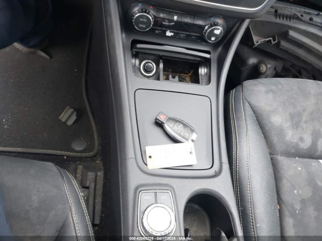 WDDSJ4EBXEN024815 Mercedes-Benz CLA 250