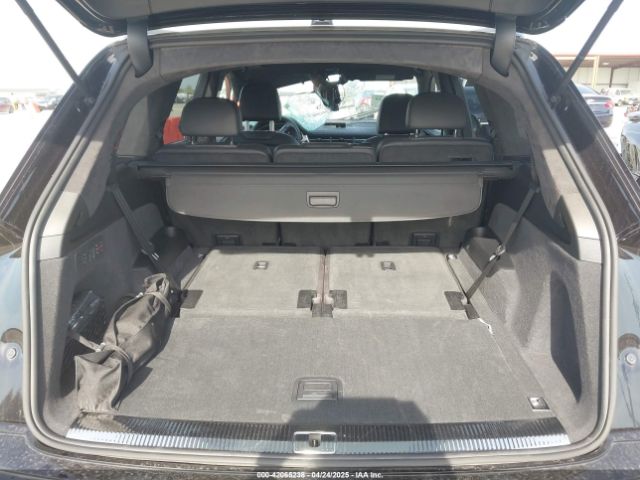 WA1VABF78JD031455 Audi Q7 3.0t Premium